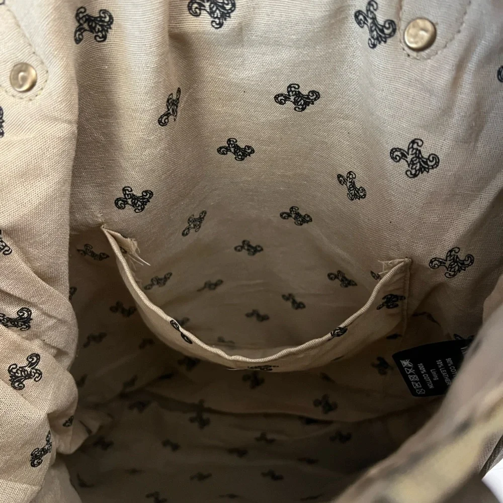 Vintage Addiction Canvas Tote - Picture 5 of 7